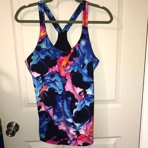 Athleta workout cami top size L
